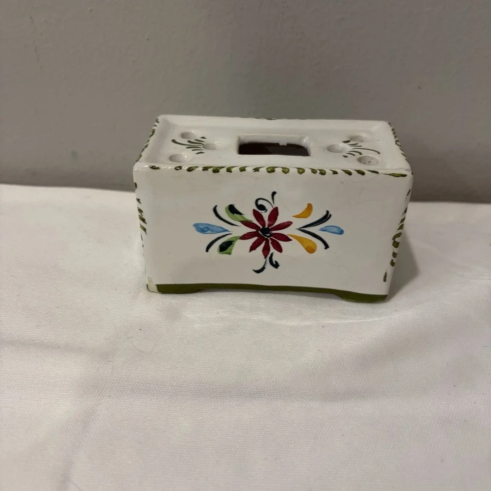 Vintage Portuguese Small Handpainted Flower Frog‎ Floral 3.25